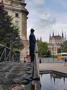 statua budapest
